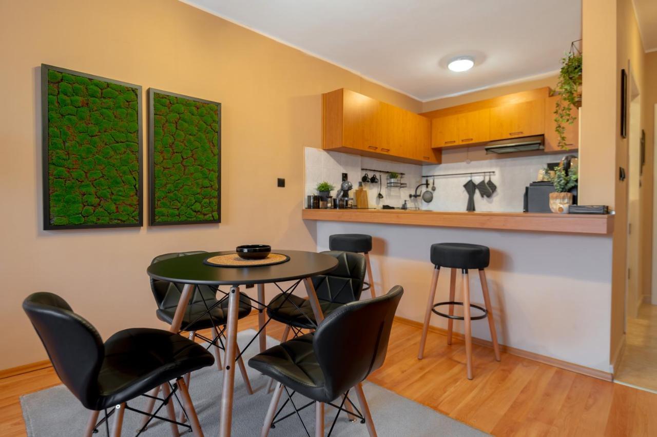 Cosy Green Apt Close To Macedonia Square Sofia Exterior foto